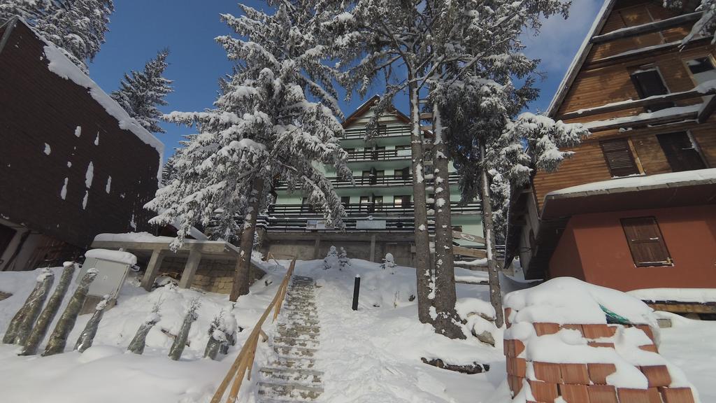 Apartments Bellamonte Vlasic Bagian luar foto